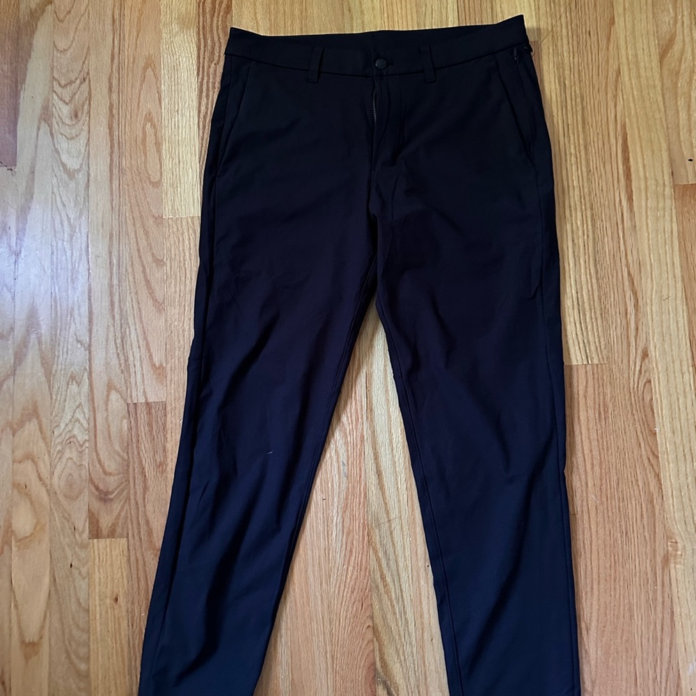 Lulu Commision Pant 34” Slim Fit Black *worn once*